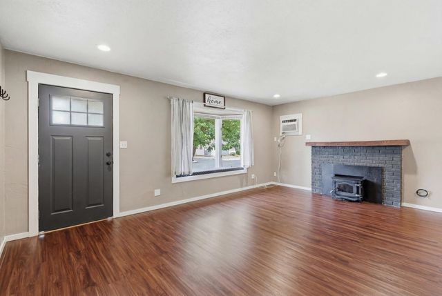 4112 W Wellesley Ave, Spokane, WA 99205