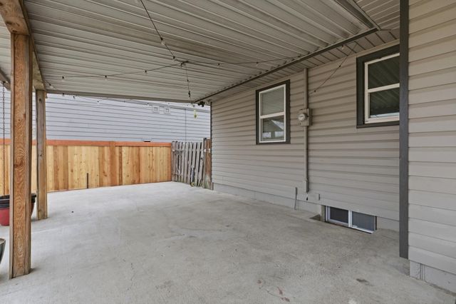 4112 W Wellesley Ave, Spokane, WA 99205