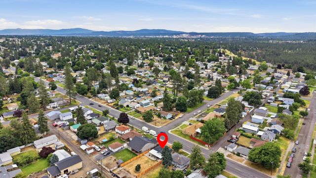 4112 W Wellesley Ave, Spokane, WA 99205