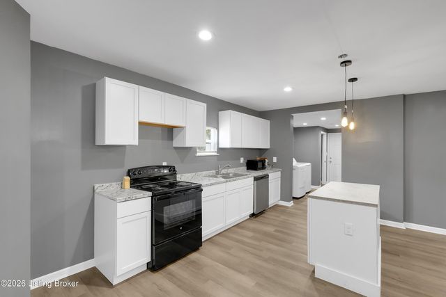 214 N 26th St, Louisville, KY 40212