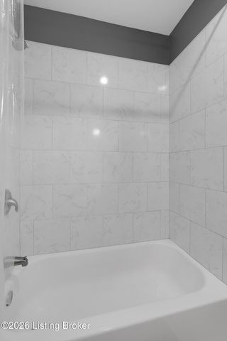 214 N 26th St, Louisville, KY 40212