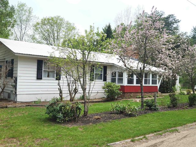 41 Linden Road, Conway, NH 03860