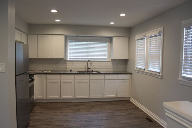 22700 Arcadia Street, St Clair Shores, MI 48082