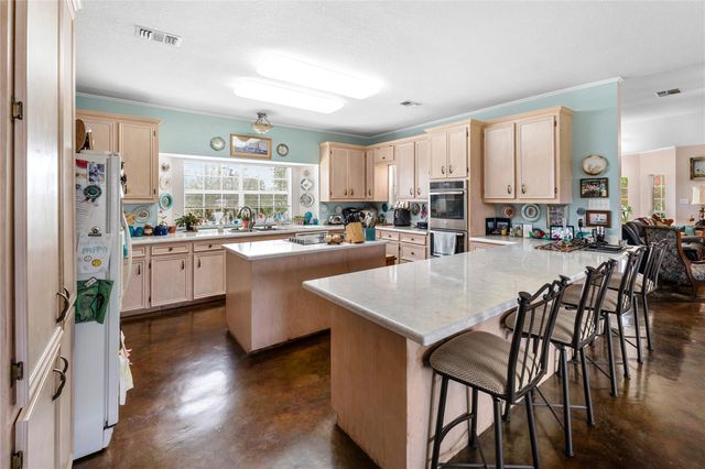 14935 Highway 36, Needville, TX 77461