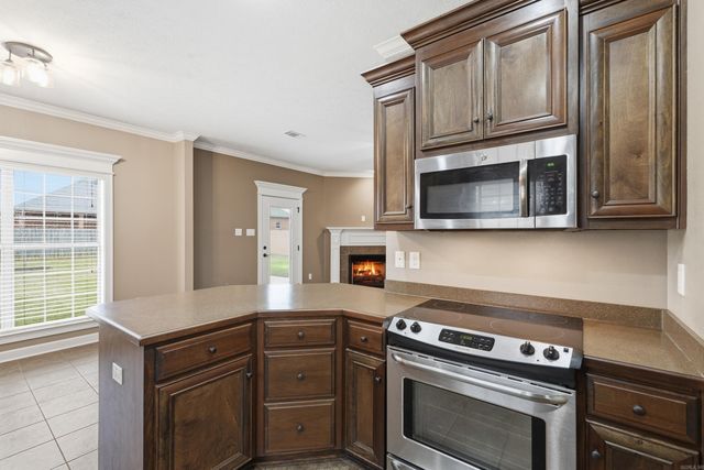 26 Oak Tree, Conway, AR 72034