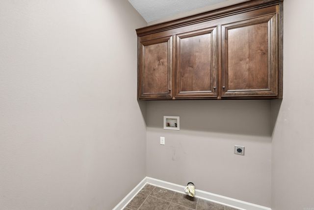 26 Oak Tree, Conway, AR 72034