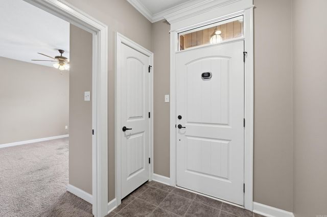 26 Oak Tree, Conway, AR 72034