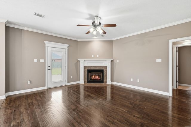 26 Oak Tree, Conway, AR 72034