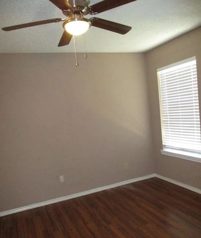 1712 San Rafael Street, Fort Worth, TX 76134