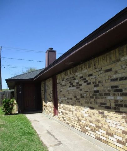 1712 San Rafael Street, Fort Worth, TX 76134