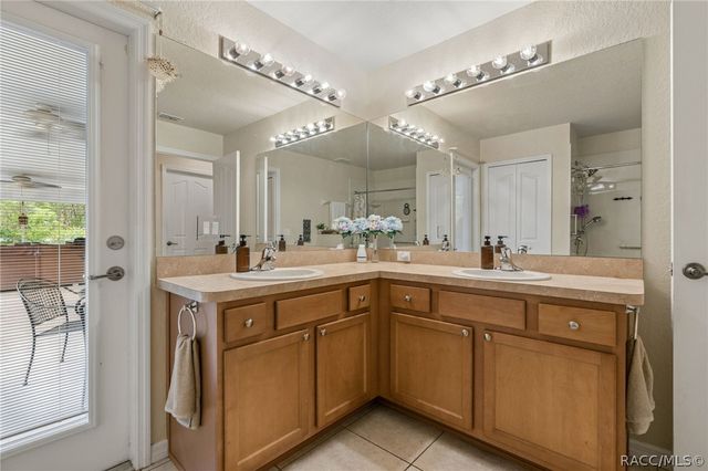 4350 W Horseshoe Drive, Beverly Hills, FL 34465