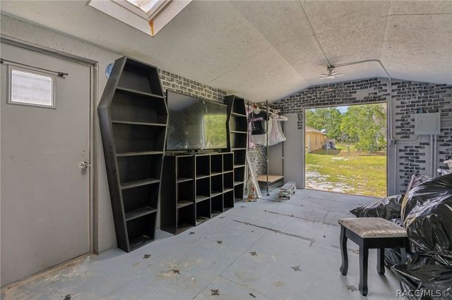 4350 W Horseshoe Drive, Beverly Hills, FL 34465