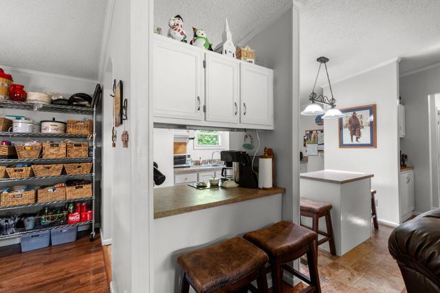 1431 Flatwood Rd, New Johnsonville, TN 37134