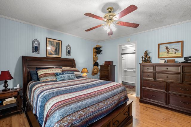1431 Flatwood Rd, New Johnsonville, TN 37134