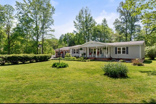 1431 Flatwood Rd, New Johnsonville, TN 37134