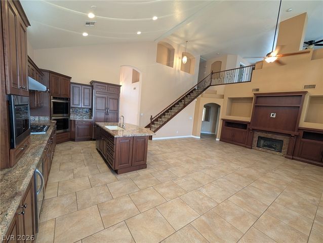 10619 Sunwind Avenue, Las Vegas, NV 89135
