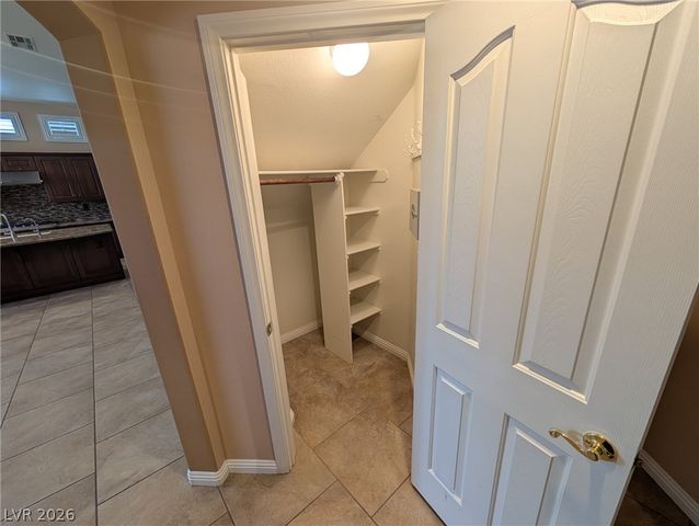 10619 Sunwind Avenue, Las Vegas, NV 89135
