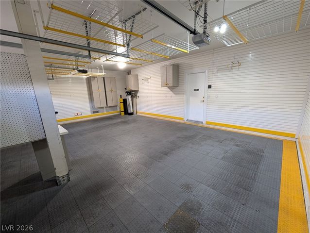 10619 Sunwind Avenue, Las Vegas, NV 89135