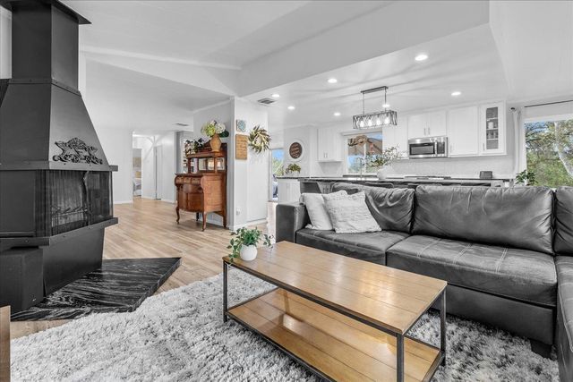 18795 Rea Avenue, Aromas, CA 95004