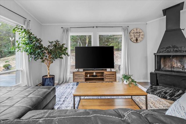 18795 Rea Avenue, Aromas, CA 95004