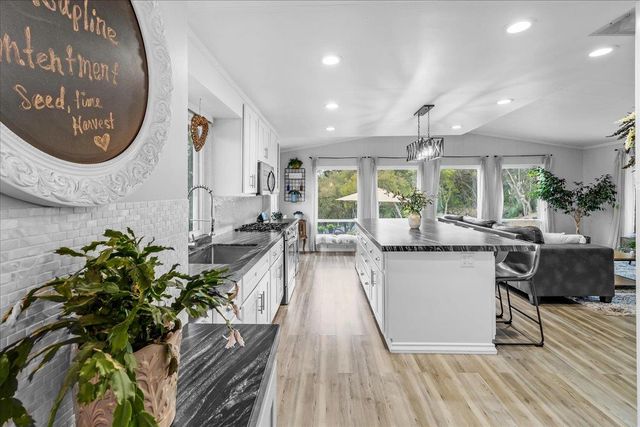 18795 Rea Avenue, Aromas, CA 95004