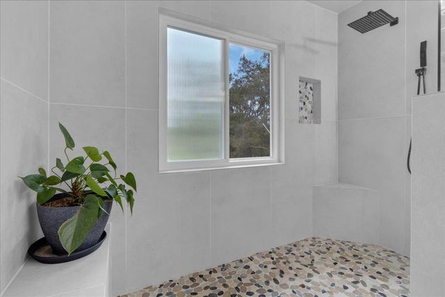 18795 Rea Avenue, Aromas, CA 95004