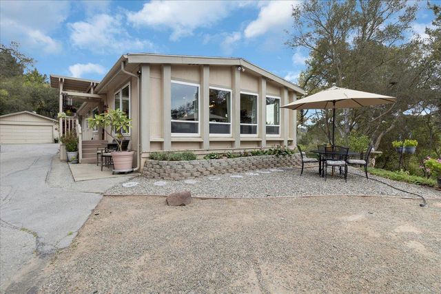 18795 Rea Avenue, Aromas, CA 95004