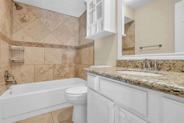 3004 Cloverdale Drive, League City, TX 77573