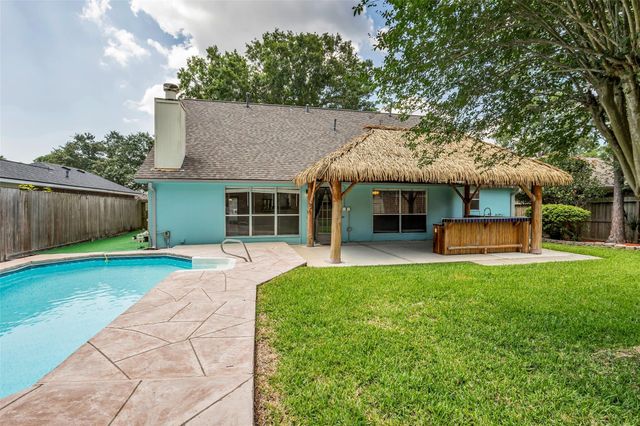 3004 Cloverdale Drive, League City, TX 77573