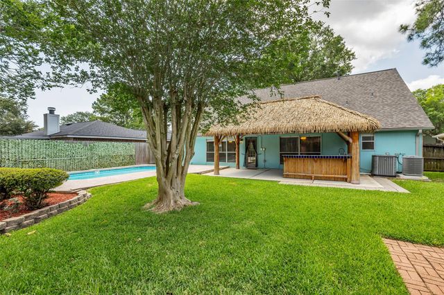3004 Cloverdale Drive, League City, TX 77573