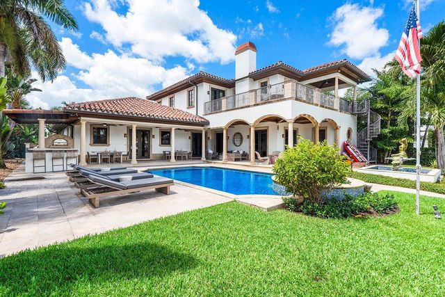 14 Harbor Drive, Lake Worth Beach, FL 33460