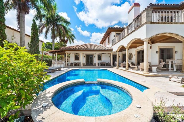 14 Harbor Drive, Lake Worth Beach, FL 33460