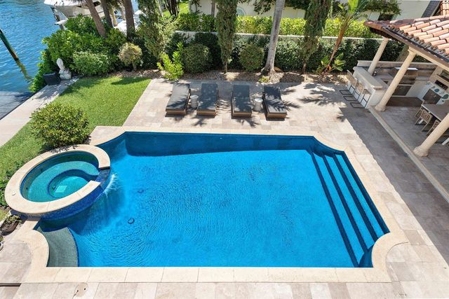14 Harbor Drive, Lake Worth Beach, FL 33460