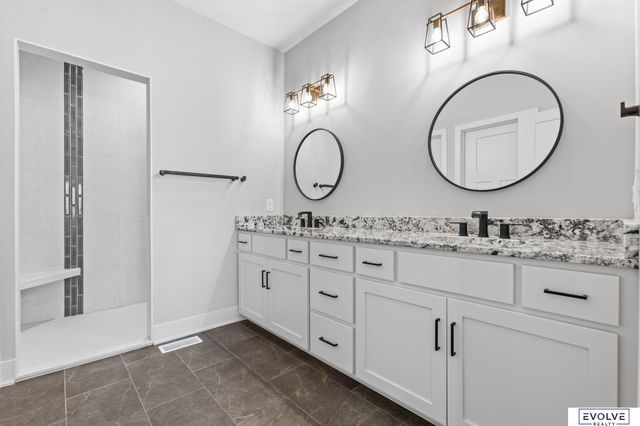 18128 Gretchen Avenue, Elkhorn, NE 68022