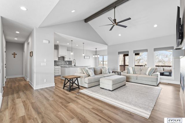 18128 Gretchen Avenue, Elkhorn, NE 68022