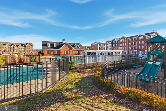 43053 THOROUGHFARE GAP TER, Ashburn, VA 20148