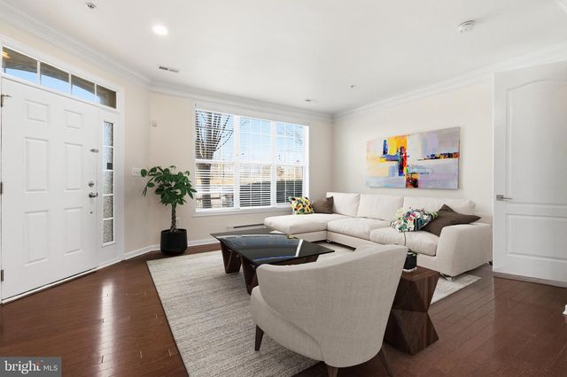 43053 THOROUGHFARE GAP TER, Ashburn, VA 20148