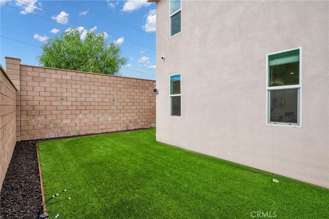 567 Enzo Street 84, Lake Elsinore, CA 92530