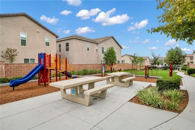 567 Enzo Street 84, Lake Elsinore, CA 92530