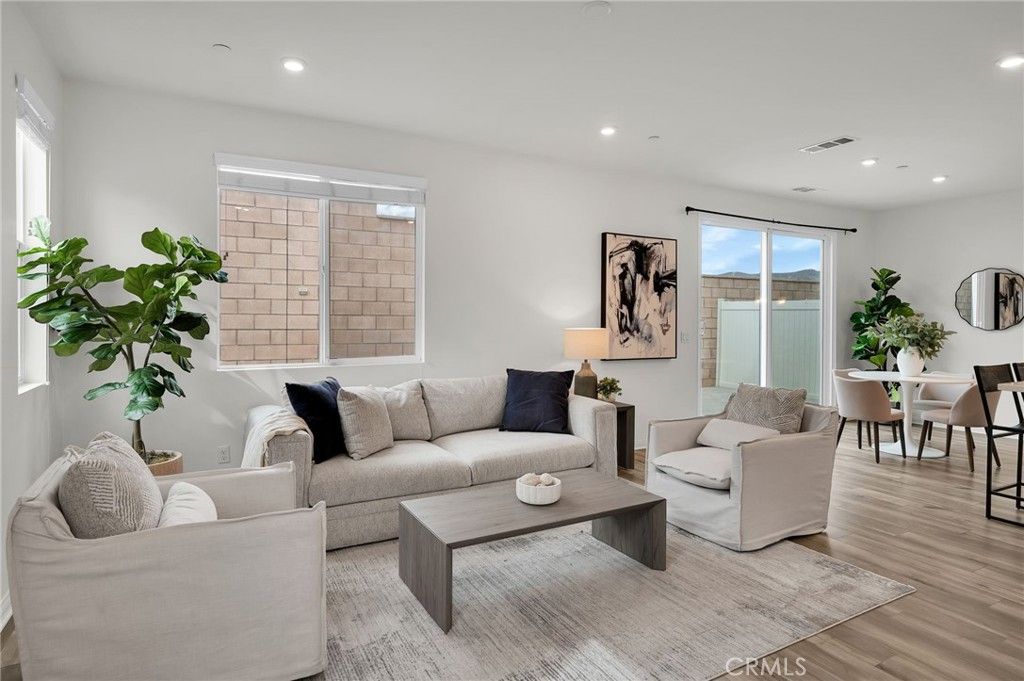 567 Enzo Street 84, Lake Elsinore, CA 92530 — photo 4