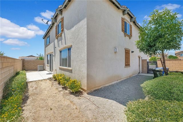 15457 Red Pepper Place, Fontana, CA 92336