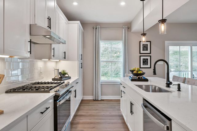 7215 Fairway Ridge RD, Salem, VA 24153