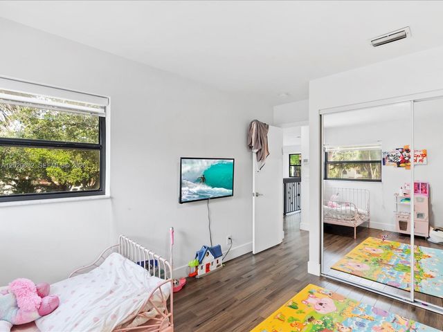 3400 Emerald Oaks Dr 801, Hollywood, FL 33021