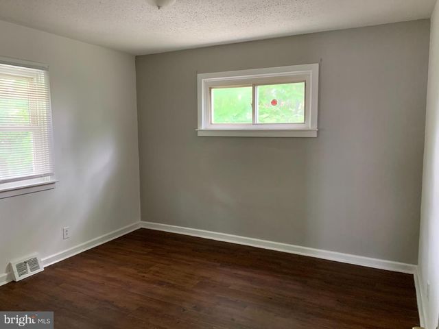 817 GRAISBURY AVE, Blackwood, NJ 08012