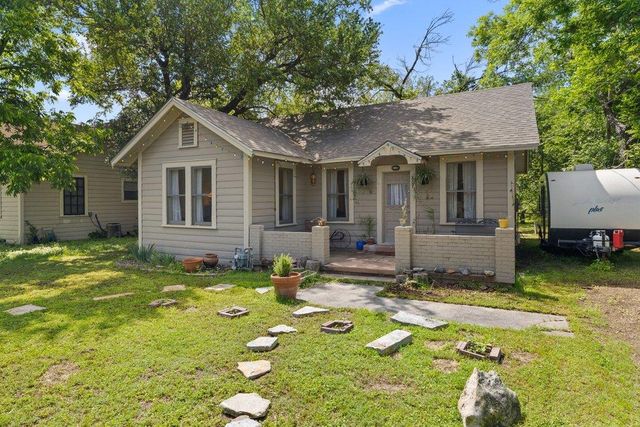 807 Cecelia ST, Taylor, TX 76574