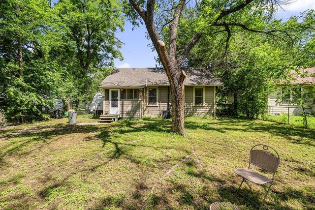 807 Cecelia ST, Taylor, TX 76574