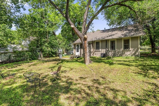 807 Cecelia ST, Taylor, TX 76574