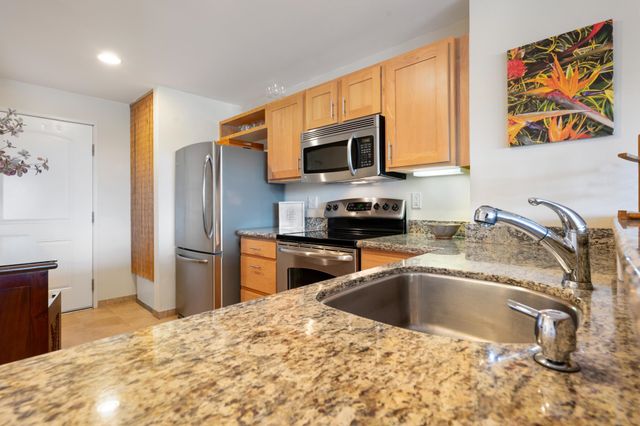 3708 Lower Honoapiilani Rd # E41, Lahaina, HI 96761