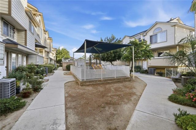 11150 Glenoaks Boulevard 43, Pacoima, CA 91331