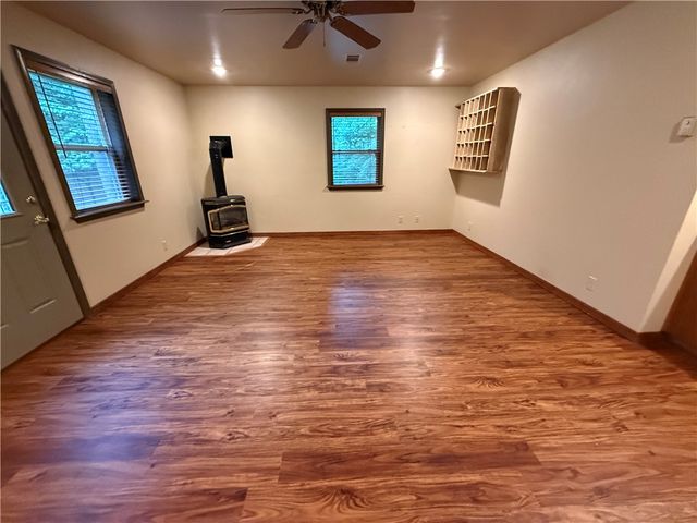 209 Hickory Hills Drive, Russellville, AR 72802